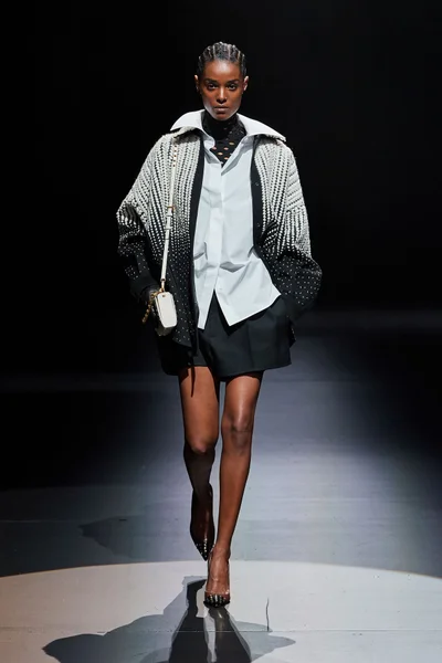 Look 36